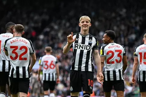 تقارير: ليفربول يخطط للتعاقد مع أنتوني جوردون